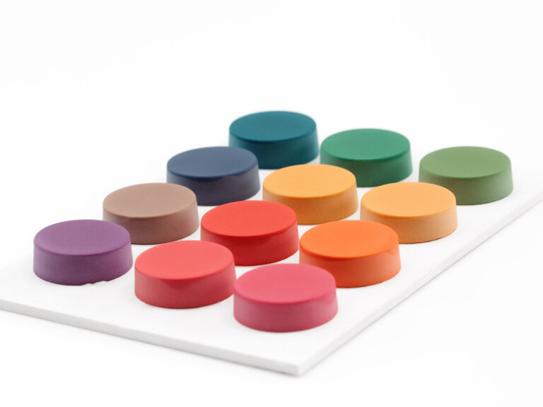 Keeping the Color Alive: How to Achieve Strong and Uniform Colors When Using Pigments with Jesmonite